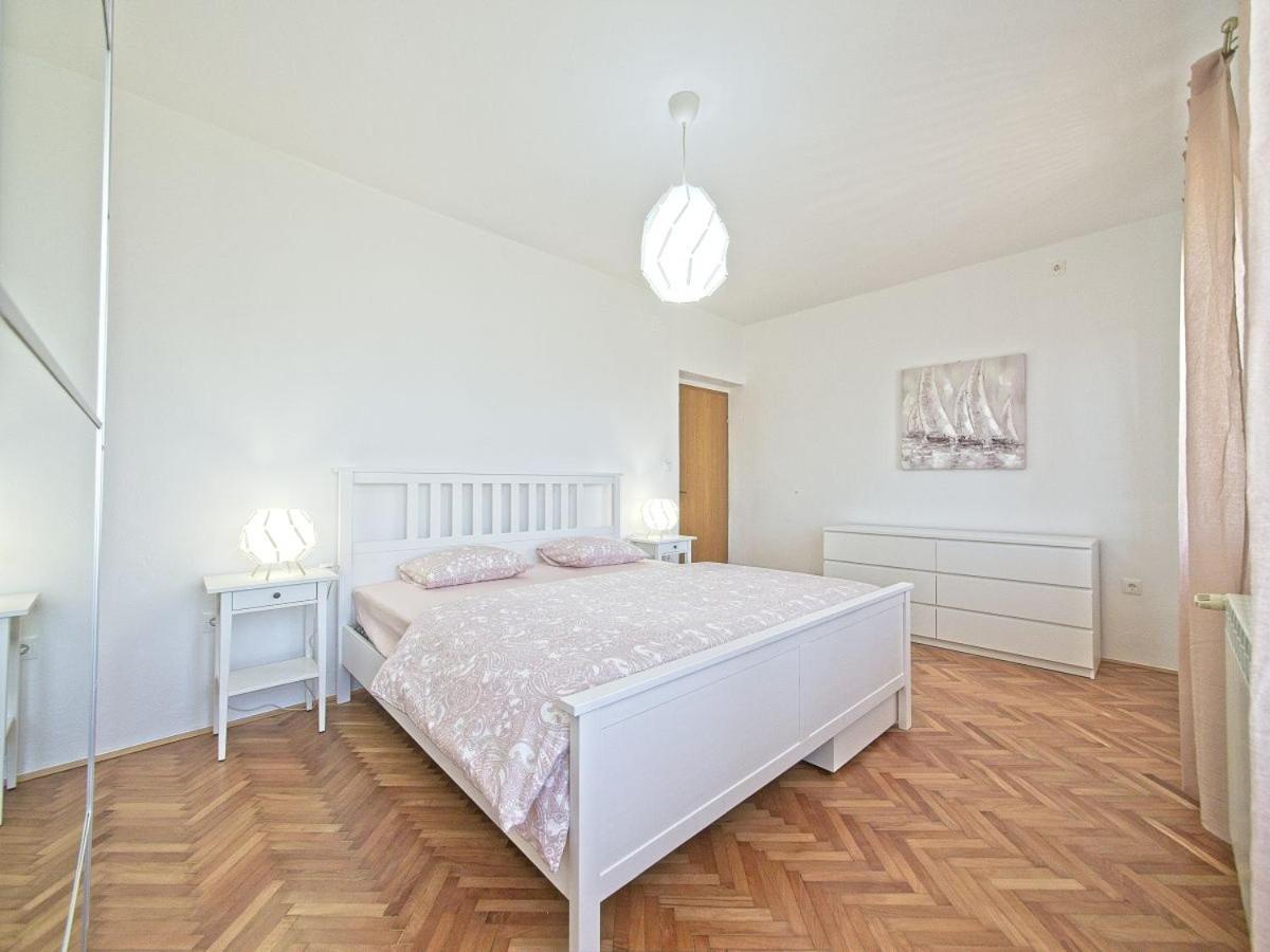 Apartman Nikica Postira Ngoại thất bức ảnh